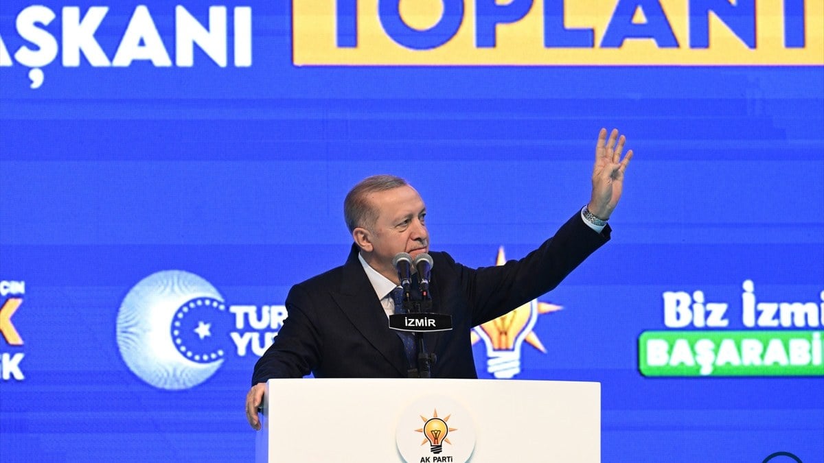 AK Parti’de İzmir ilçe adayları belli oldu! Cumhurbaşkanı Erdoğan açıkladı