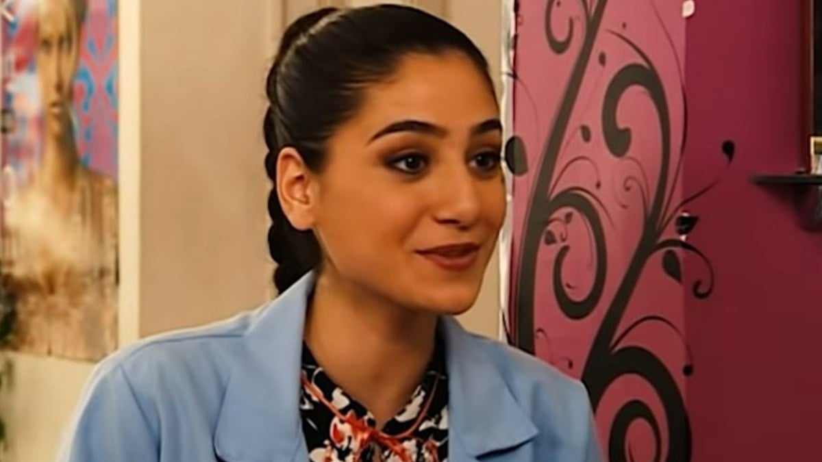 Akasya Durağı’nın Zeyno’su açıldı saçıldı! Pozlarına yorum yağdı “Sen neymişsin”