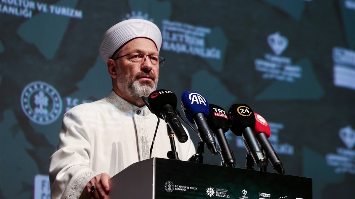 Ali Erbaş hac kontenjanının güncellendiğini duyurdu! 86 bine çıkacak