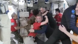 Alper Gezeravcı ve ekip arkadaşları, Uluslararası Uzay İstasyonu’na geçiş yaptı