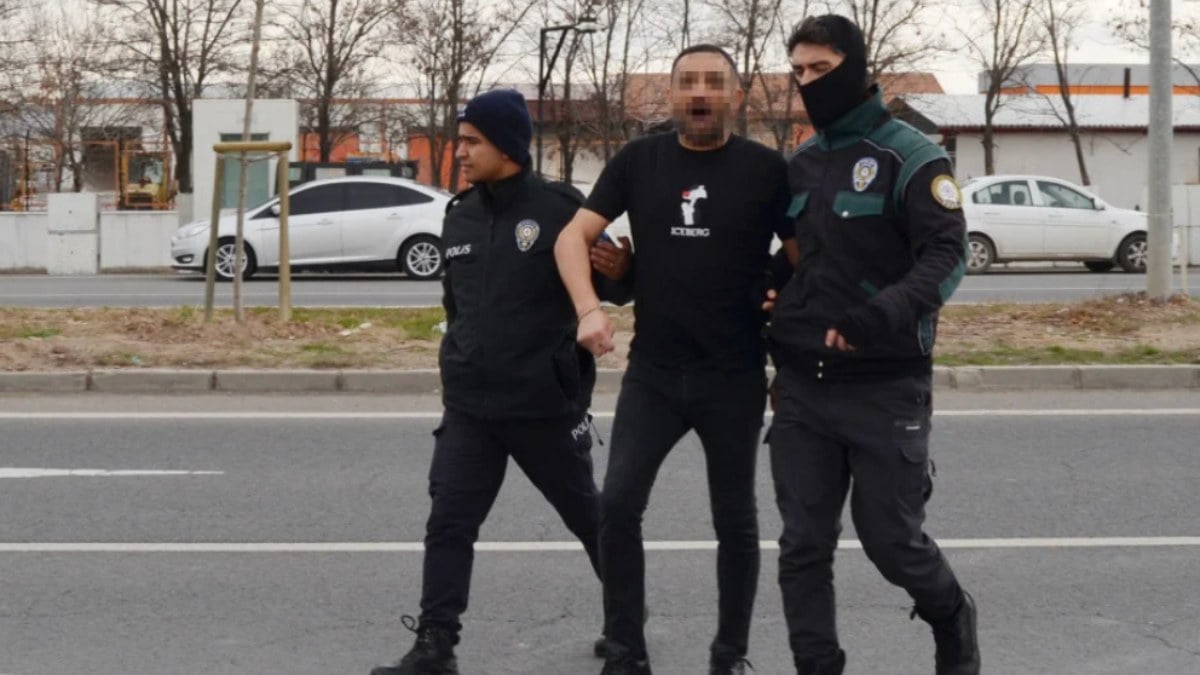 Ankara’da eşini öldürmek için çıktığı yolda av tüfeği ile yakalandı