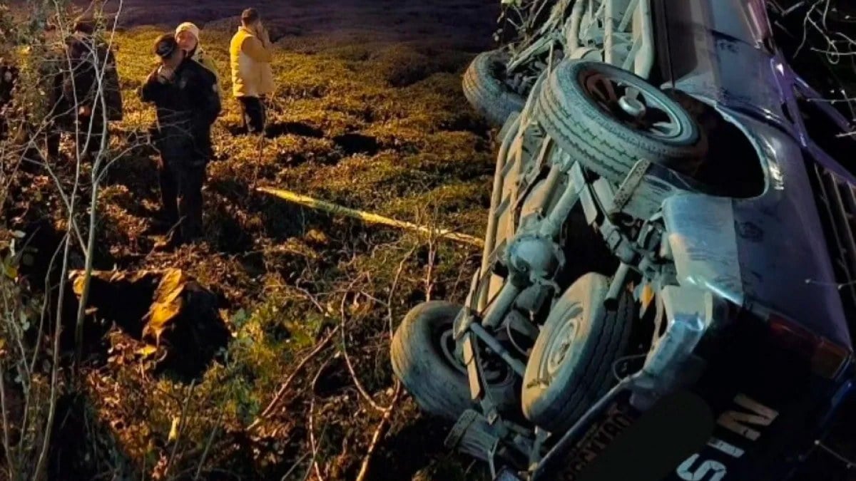 Artvin’de kamyonetin çaptığı anne ve oğlu yaşamını yitirdi