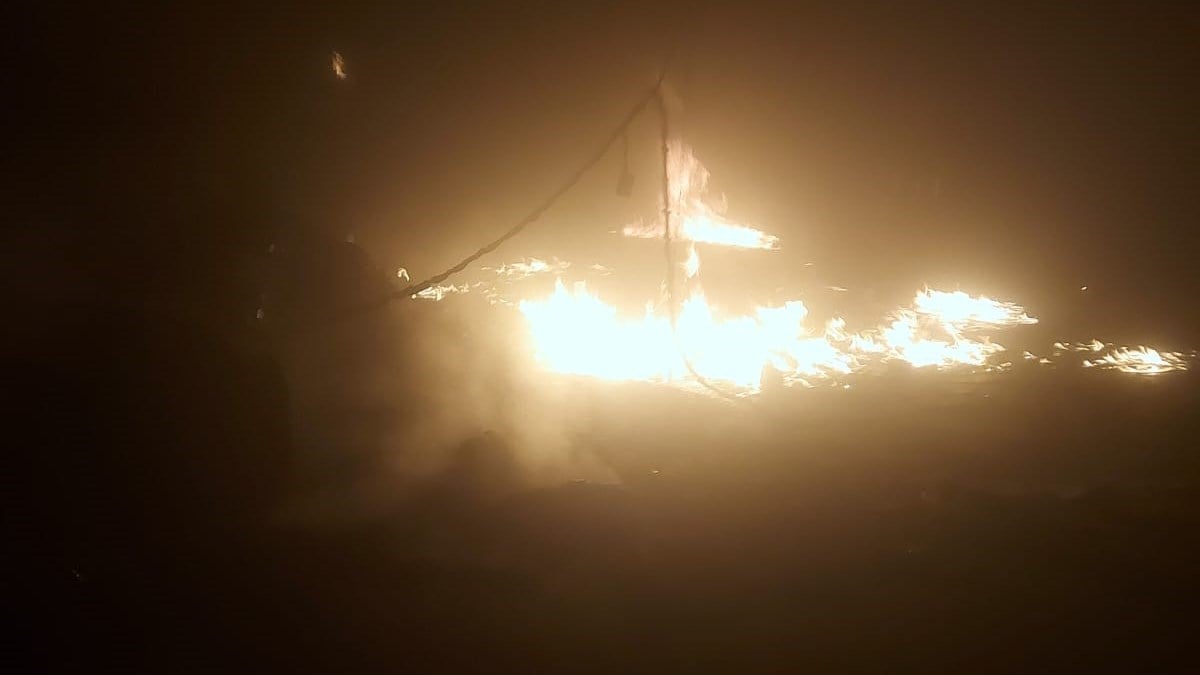 Aydın’da turşu fabrikası alevlere teslim oldu