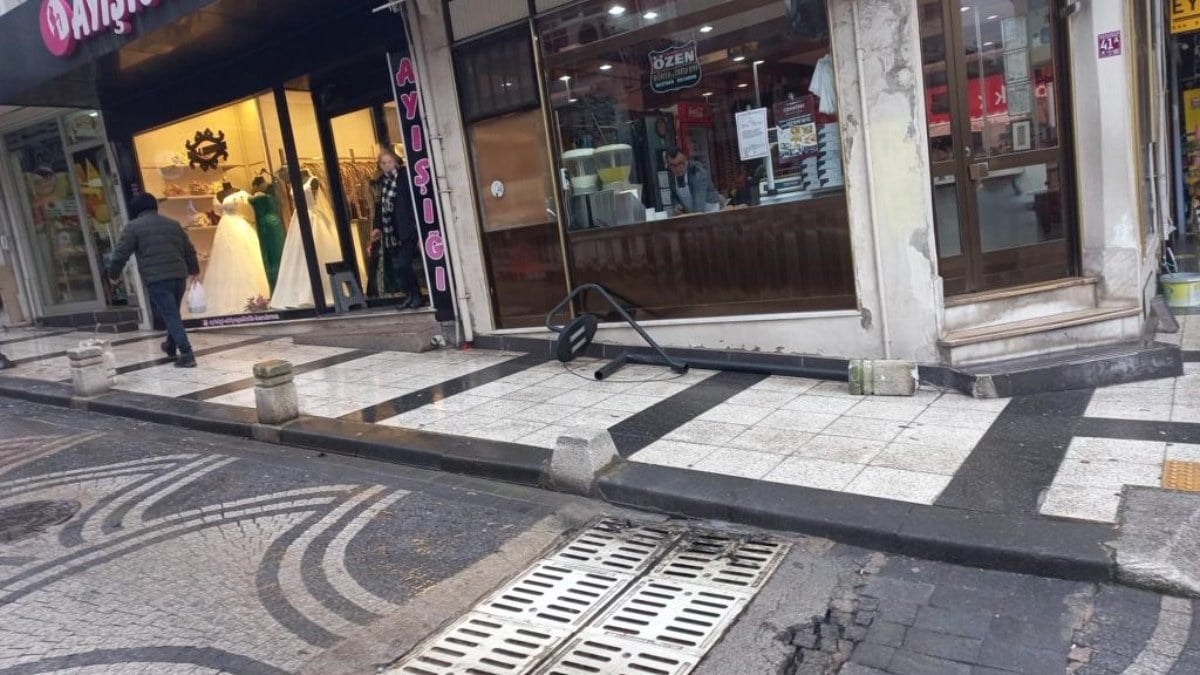 Balıkesir’de aşırı hız kaza getirdi