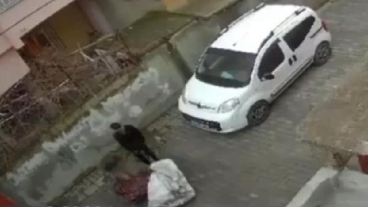 Batman’da rögar kapağı hırsızları kameraya yakalandı