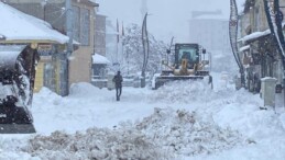 Bingöl kara teslim: 173 köy yolu ulaşıma kapandı