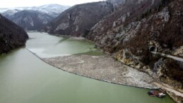 Bosna Hersek’teki Drina Nehri, ekolojik felaket sinyali veriyor