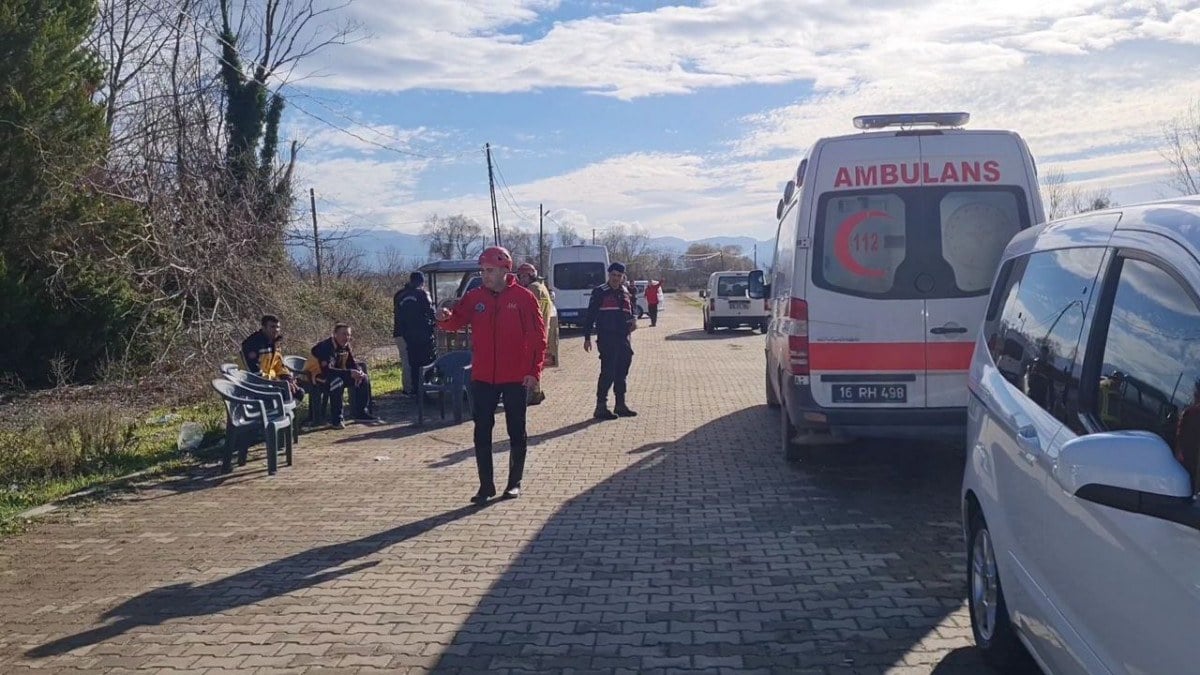 Bursa’da kaçak göçmen, göl kıyısında sazlıkların arasında yakalandı
