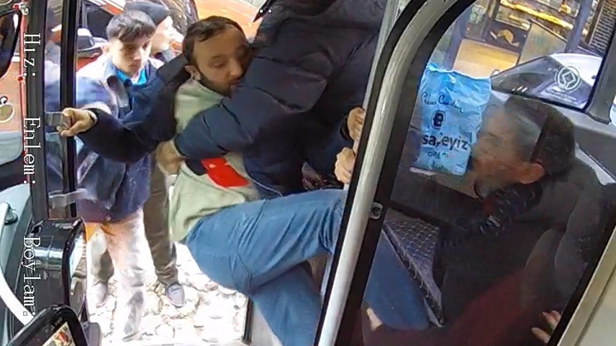 Bursa’da otobüs şoförüne saldıran 3 şüpheli serbest bırakıldı