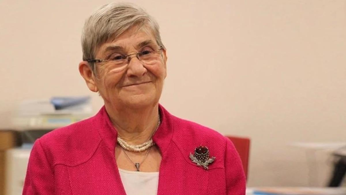 Canan Karatay’ın gençlik halleri görenleri dumur etti! Mankenler yanında halt etmiş…