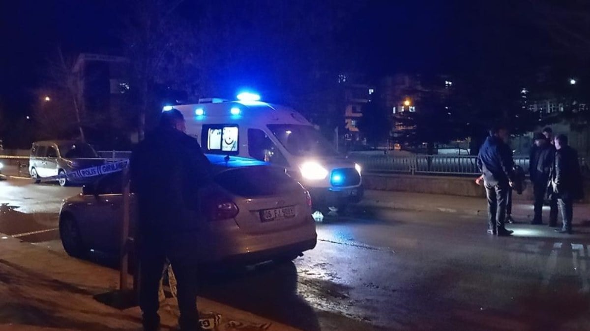 Çorum’da arkadaşlar arasındaki kavgada kan aktı: 2 ağır yaralı