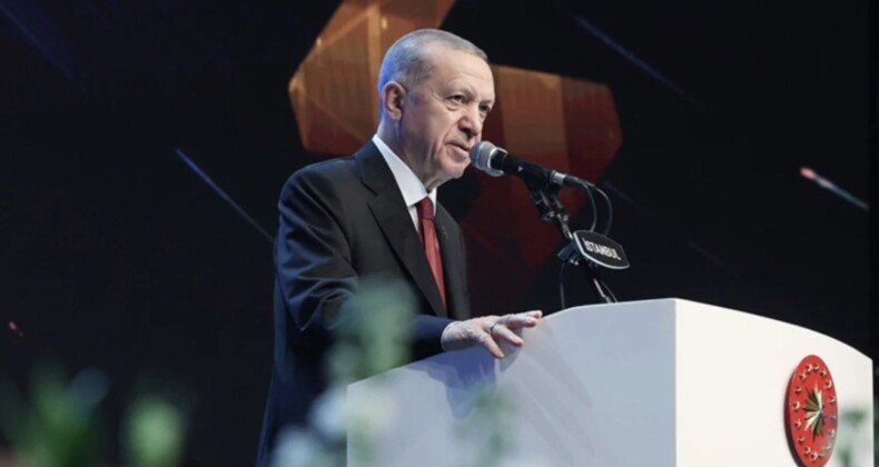 Cumhurbaşkanı Erdoğan: İstanbul’un fetret devri son bulacak