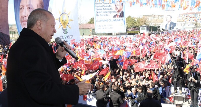 Cumhurbaşkanı Erdoğan sahaya iniyor! 50 ilde miting düzenlenecek