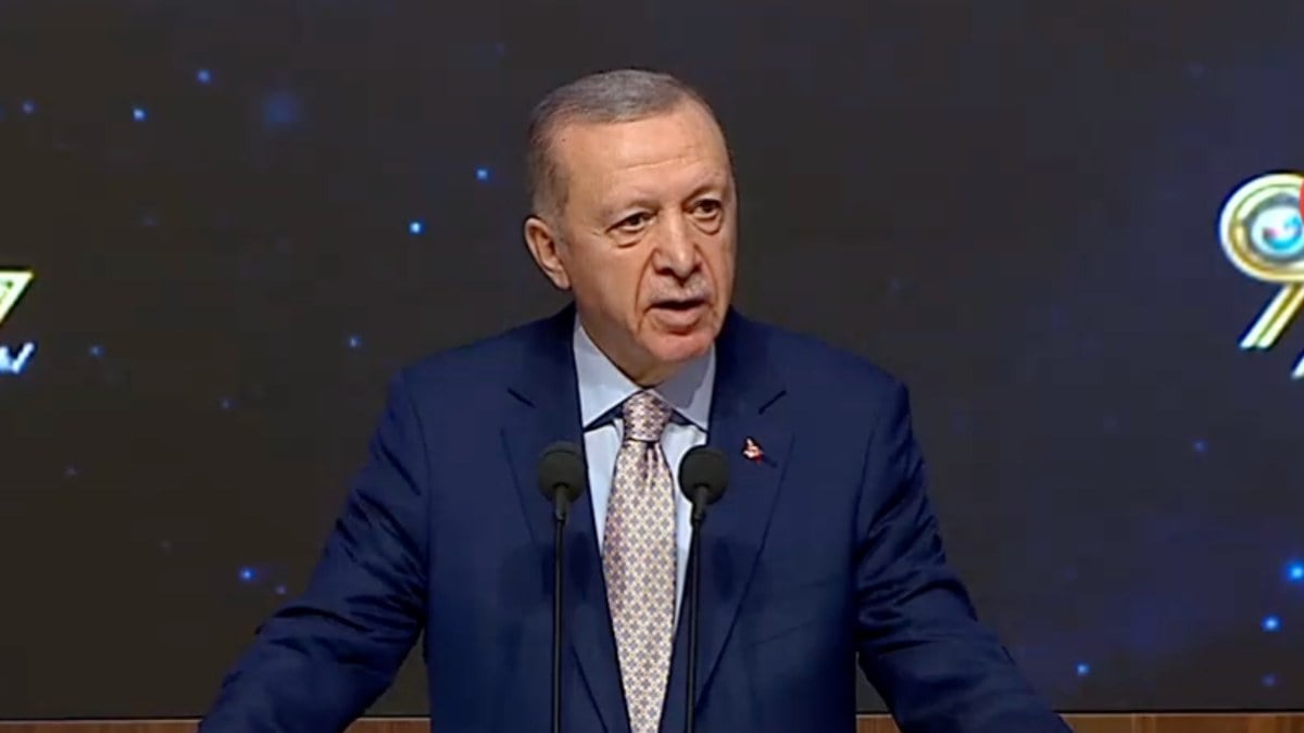 Cumhurbaşkanı Erdoğan’dan kamu görevlilerine ‘uygulama’ eleştirisi: Zafiyet oluşturuyor