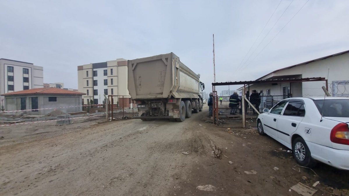 Diyarbakır’da kamyonun altında kalan taş ustası kurtulamadı