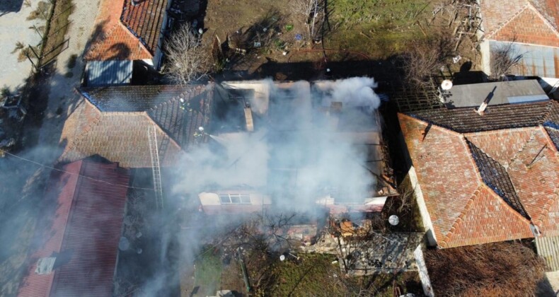 Edirne’de ocağı açık unutup kent merkezine gitti: Evi yandı