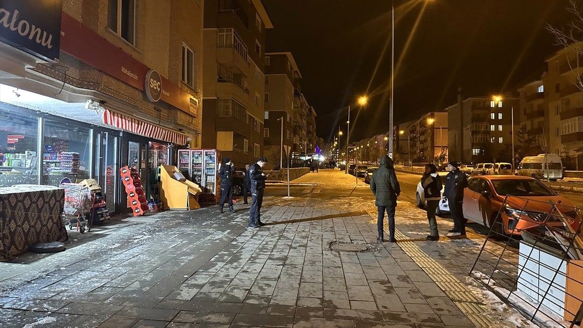Erzurum’da 2 çocuk bıçaklı kavgada yaralandı