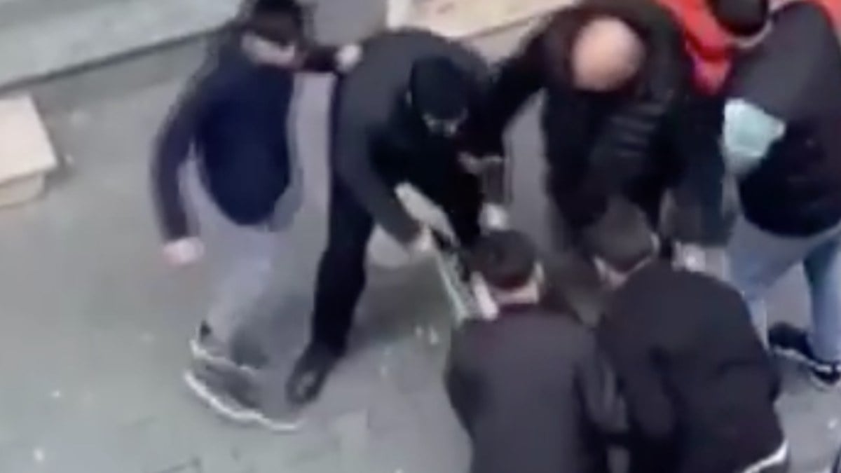 Esenyur’ta dehşet anları! Alacak meselesi kavgaya döndü…