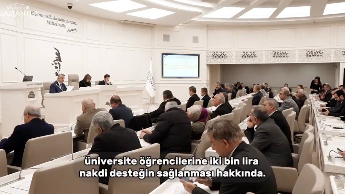 Gaziantep Büyükşehir Belediyesi’nden depremzede öğrencilere burs desteği