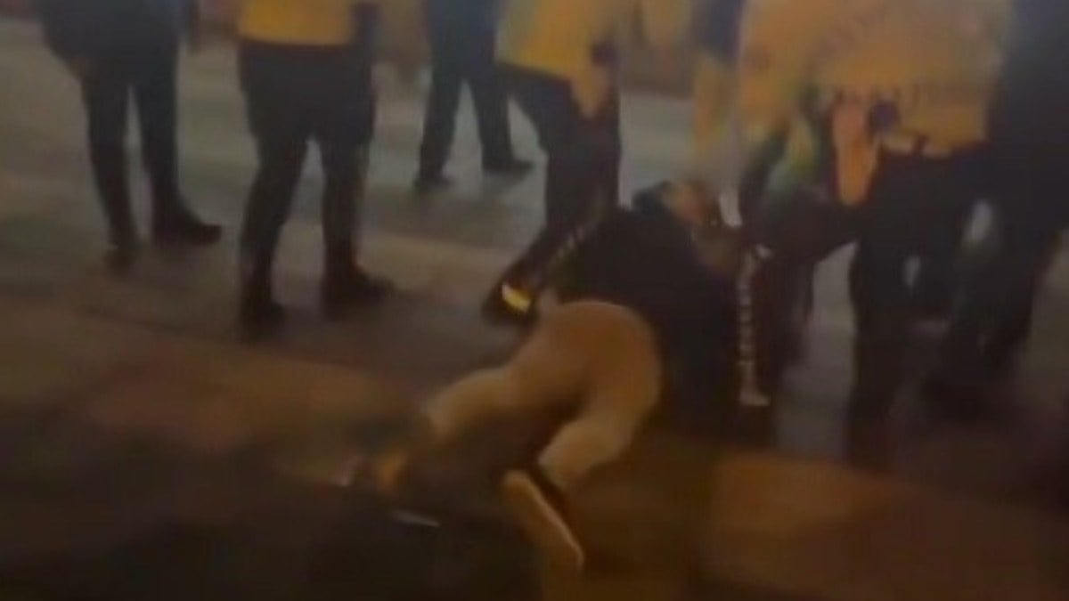 Gaziantep’te polise saldıran alkollü sürücü ve arkadaşı gözaltına alındı