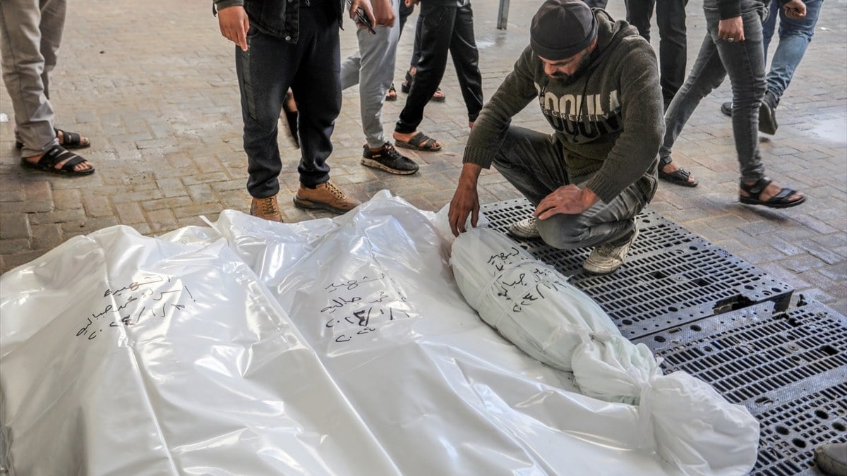 Gazze’de İsrail katliamı… Ölü sayısı 22 bin 313’e yükseldi