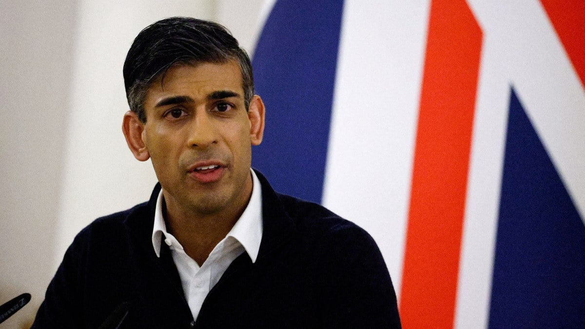 İngiltere Başbakanı’ndan Müslüman milletvekiline İslamofobik sözler