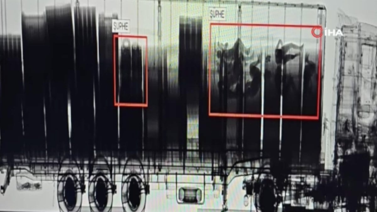 İpsala’da göçmenler x-ray taramasına takıldı