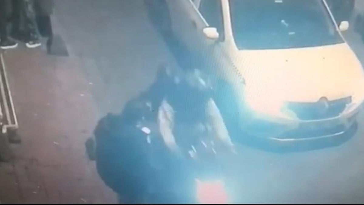 İstanbul’da hırsız sevgililer 2 günde 4 telefon çaldı: Cezaevine gönderildiler