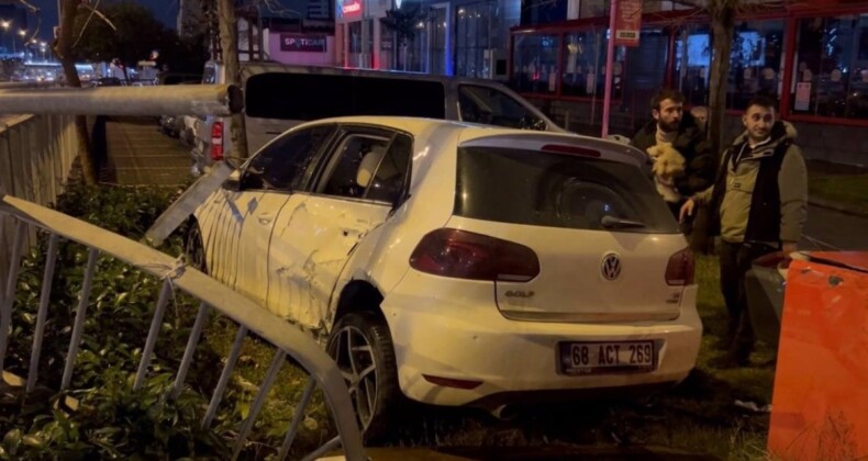 İstanbul’da polisten kaçarken kaza yapan sürücü köpeğini aradı