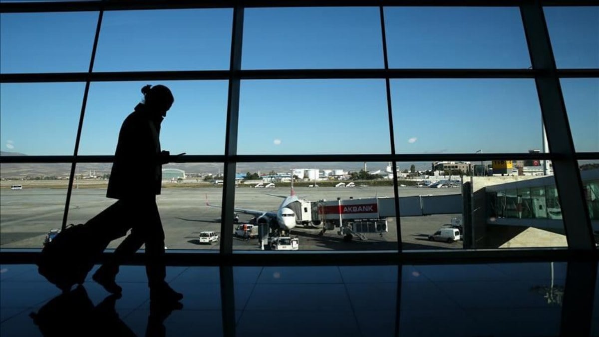 İstanbul’daki havalimanlarının 2023’te yolcu ve sefer sayıları arttı