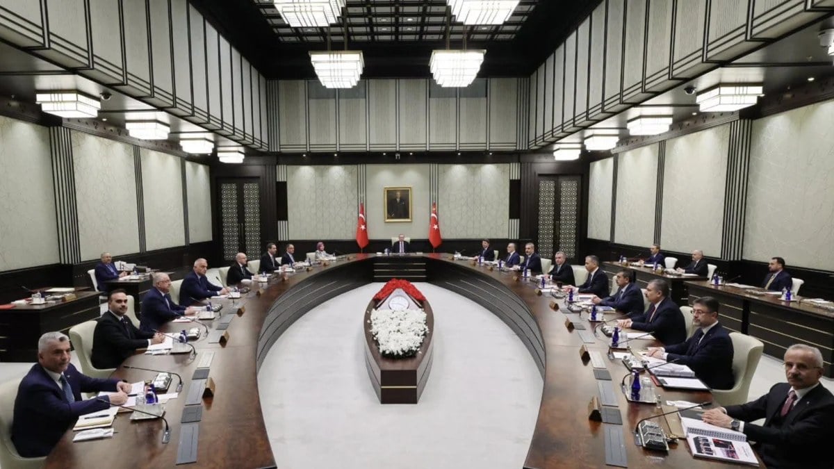 Kabine yarın toplanacak: Emekliler ve terörle mücadele gündemde