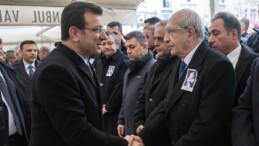 Kemal Kılıçdaroğlu ve Ekrem İmamoğlu cenazede ayaküstü sohbet etti