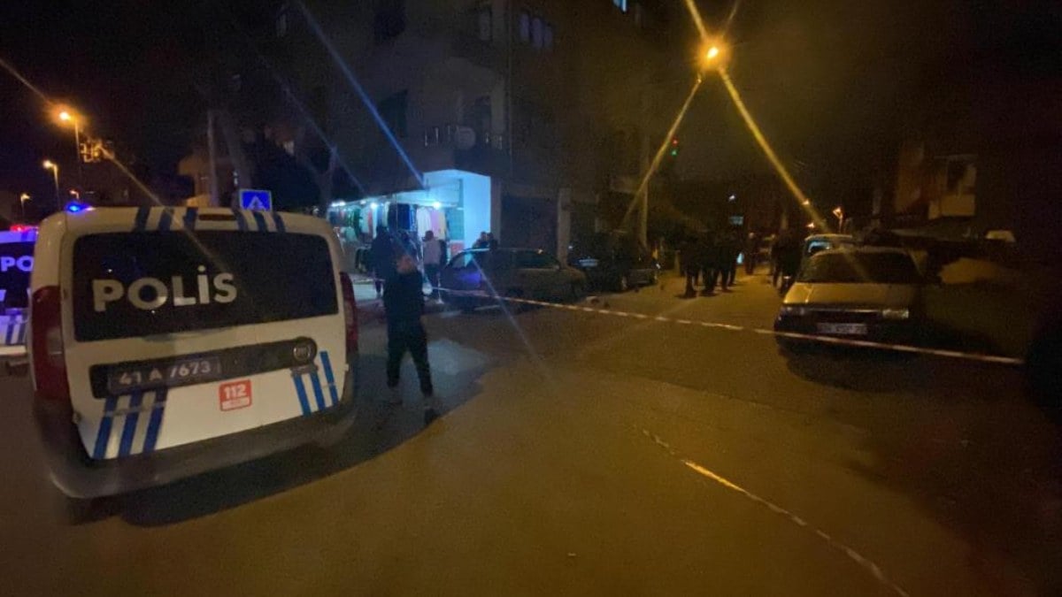 Kocaeli’de boşandığı eşinin kurşun yağdırdığı kadın hayatını kaybetti