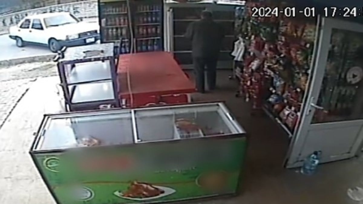 Konya’da acemi şoför büfeye daldı: 1 yaralı