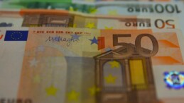 Kosova, 1 Şubat’tan itibaren nakit ödeme işlemlerinde euro kullanacak