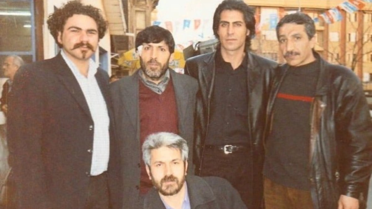 Kurtlar Vadisi hayranları şokta! Ünlü oyuncu hayatını kaybetti…