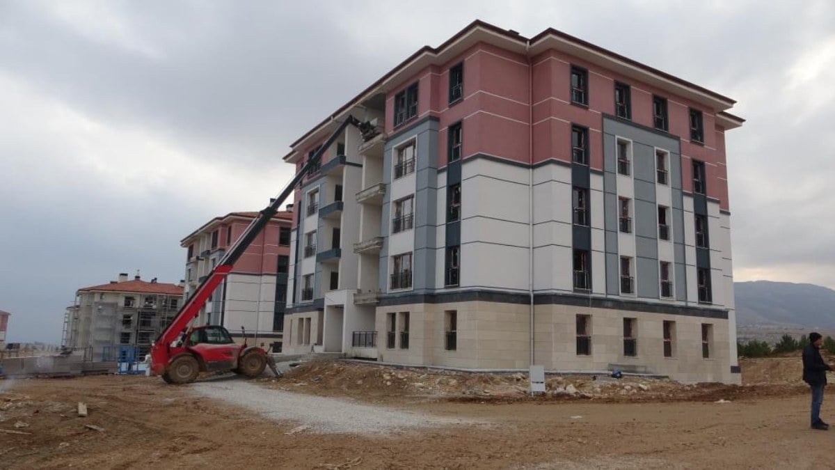 Malatya’da afet konutlarında sona doğru… Martta sahiplerine teslim edilecek