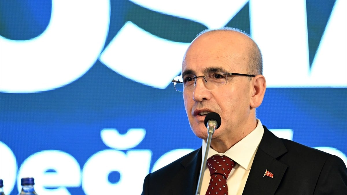 Mehmet Şimşek: İhracatın ana belirleyicisi yurt dışı talep, kurun önemli bir etkisi yok