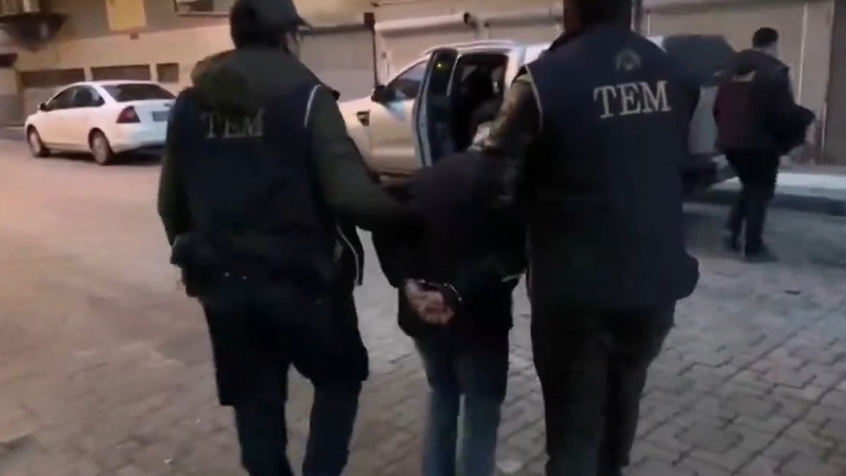 Mehmetçik’i hedef aldılar! Ali Yerlikaya açıkladı: 4 kişi yakalandı