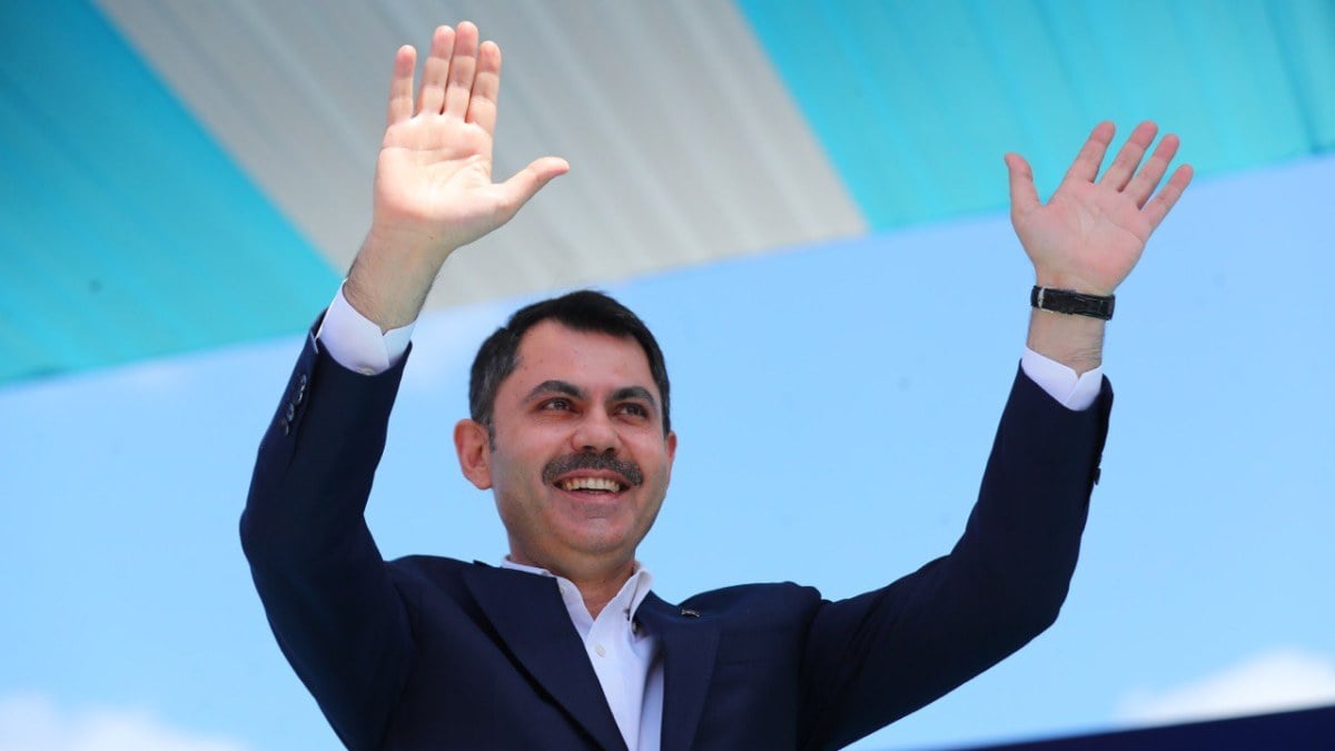 Murat Kurum: Yarı zamanlı çalışan bir İBB yönetimi mevcut