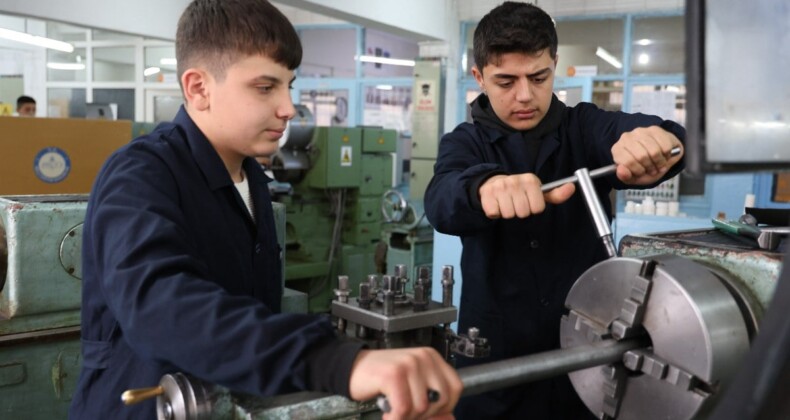 Nevşehir’de fabrika gibi çalışan meslek lisesi: Cirosu 5 milyona yaklaştı