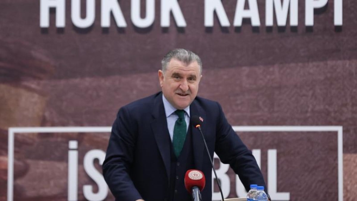 Osman Aşkın Bak, tematik kış kamplarının açılışını yaptı