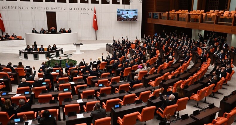 Teröre karşı ortak bildiri konulu tezkere TBMM’de kabul edildi