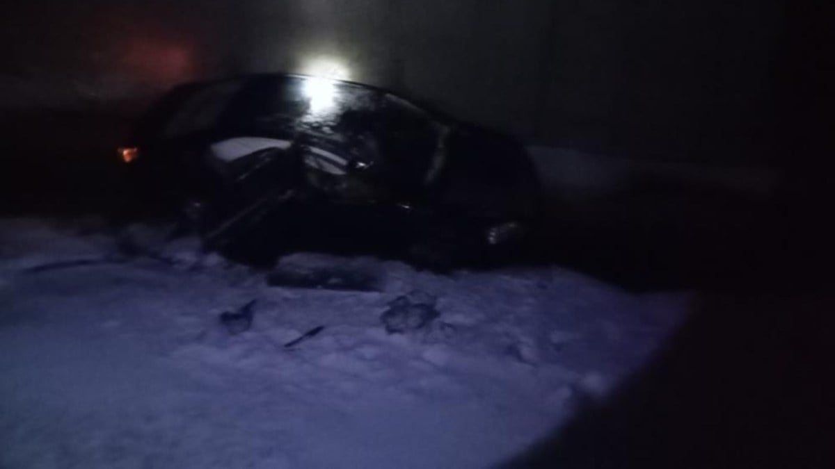 Van’da kanala uçan iki araçtaki 9 kişi yaralandı