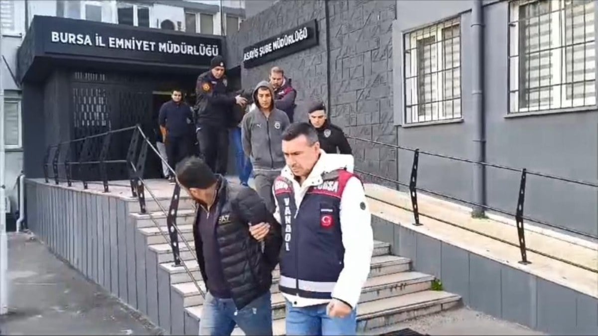 Vatandaşı dolandırıyorlardı… Bursa’da devre mülk çetesi paketlendi