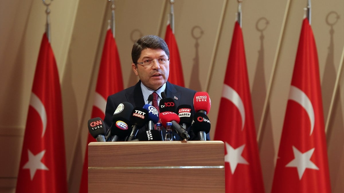 Yılmaz Tunç’tan Can Atalay açıklaması! Kesinleşmiş hüküm şu an TBMM’de