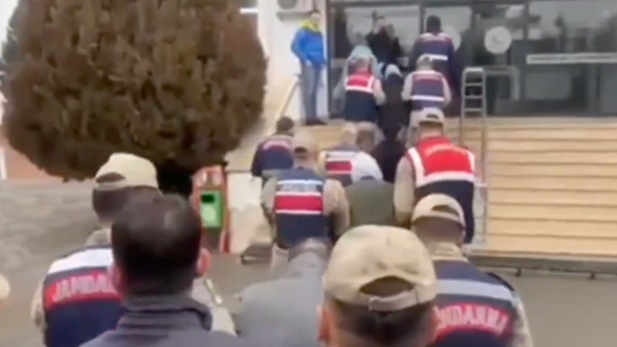 Zehir tacirlerine geçit yok! Narkogüç-44 operasyonunda 163 kişi yakalandı