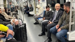 Abdulkadir Uraloğlu, Ankara’ya dönerken Gayrettepe-Kağıthane metrosunu kullandı