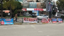 Adana’da seçim yarışı çevre kirliliğine döndü! İşte o kareler