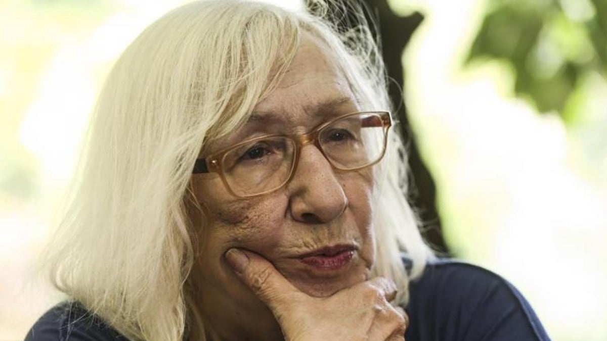 Alev Alatlı hayatını kaybetti